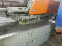  machine a injection plastique
