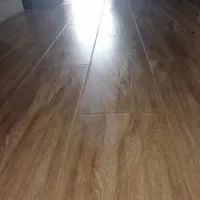 Ponçage et lustrage