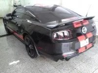 Lavage et lifting des voitures