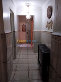 باتنة-الجزائر-شقة-bhth-aan-shra-shk-3-ghrf-batn