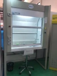 EQUIPEMENT DE LABORATOIRE 