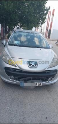 سيارة-صغيرة-peugeot-207-2008-خنشلة-الجزائر