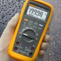 FLUKE-87 Multimetre numerique 