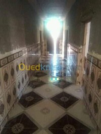 الجزائر-بئر-خادم-ديكورات-و-ترتيب-الخزف-وسراميك