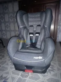 Siège bébé siège auto