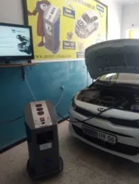 Décalaminage moteur à l'hydrogène
