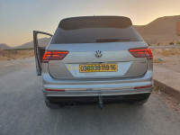 bechar-algerie-tout-terrain-suv-volkswagen-tiguan-r-line-2019