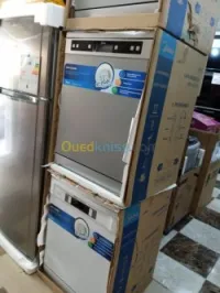  LAVE VAISSELLE MIDEA  /14 COUVER