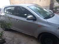 voitures-hyundai-i20-2015-tessala-el-merdja-alger-algerie