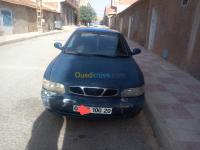 saida-algerie-berline-daewoo-nubira-2000