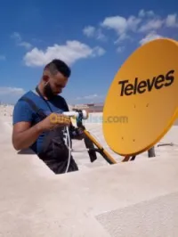 installation parabole collective & TNT