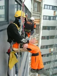 Travaux en hauteur sur corde
