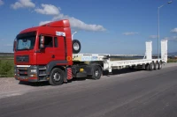 COMET SEMI-REMORQUE PORTE-ENGINS À 3 ESSIEUX 80 T 2025