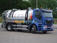 camion hydrocureur vidangeur