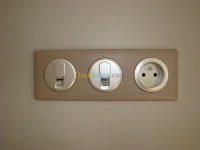 Travaux  d'electricite . Electricien 