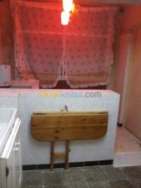سكيكدة-الجزائر-شقة-tbadl-shk-3-ghrf-skykd