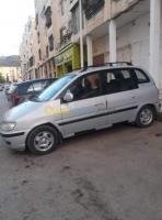 blida-ouled-yaich-algerie-break-familiale-hyundai-matrix-2005