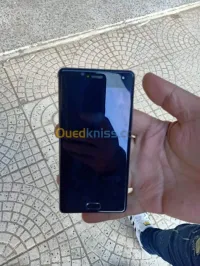 Wiko Ufeel
