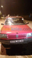 bejaia-algerie-berline-peugeot-309-1989