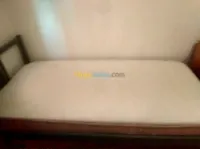 Matelas: une place et demi 