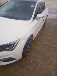 المدية-الجزائر-سيدان-متوسطة-seat-leon-fr-15-2019