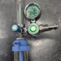 manodetandeure d'oxygène  bouteil et murale 25 litres