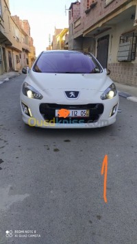 باتنة-الجزائر-سيدان-متوسطة-peugeot-308-allure-2012