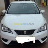 البليدة-موزاية-الجزائر-سيارة-صغيرة-seat-ibiza-fully-2013