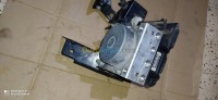 قطع-هيكل-السيارة-abs-de-freinage-clio-3-15-diesel-طولقة-بسكرة-الجزائر