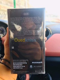 الجزائر-حيدرة-هواتف-ذكية-apple-iphone-11-pro-max