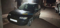 ghardaia-el-guerrara-algerie-commerciale-citroen-berlingo-2001