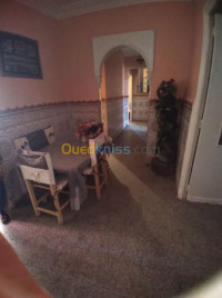 bouira-lakhdaria-algerie-appartement-vente-f4