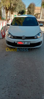 medea-berrouaghia-algerie-moyenne-berline-volkswagen-golf-6-r-line-2011