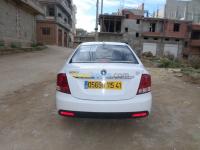 souk-ahras-algerie-moyenne-berline-geely-s3-extrem-2015