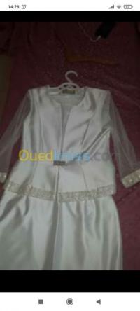 الجزائر-برج-البحري-طقم-و-بدلة-نسائية-tailleur-blanc-casser