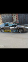 khenchela-algerie-berline-peugeot-407-2009