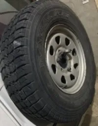 Vends jantes acier pour Nissan Patrol 