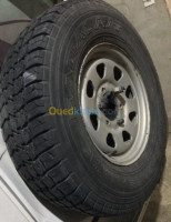 biskra-ouled-djellal-algerie-pièces-moteur-vends-jantes-acier-pour-nissan patrol 