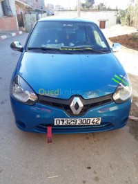 تيبازة-بوسماعيل-الجزائر-سيارة-صغيرة-renault-clio-2-2000
