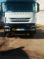 boumerdes-algerie-camion-iveco-6x4-420-2012