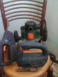 Défonceuse -ponceuse abond -cissoteuse