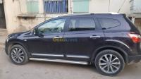 chlef-algerie-tout-terrain-suv-nissan-qashqai-2-tekna-2012