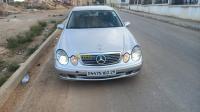 mascara-algerie-grande-berline-mercedes-benz-classe-e-avantgarde-2002