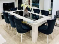 Table de salle à manger avec 8 chaises