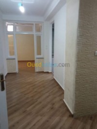 جيجل-الجزائر-شقة-byaa-shk-3-ghrf-jyjl