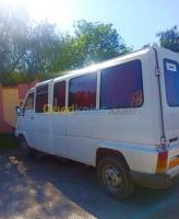 medea-ouled-brahim-algerie-mini-bus-renault-traffic-1993