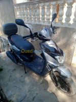 alger-el-madania-algerie-motos-scooters-okinoi-activia-2020