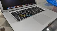 بومرداس-برج-منايل-الجزائر-كمبيوتر-محمول-macbook-pro-2012-i7