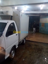 البليدة-العفرون-الجزائر-شاحنة-wuling-dfsk-2012