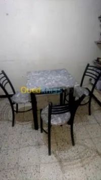 Table de cuisine/jardin en acier